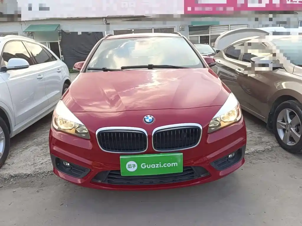 BMW 2 Series Active Tourer — миниатюра 3