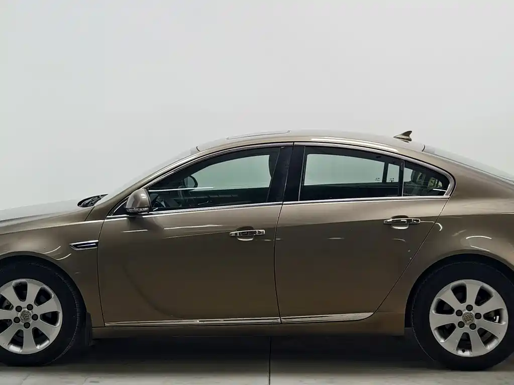 Buick Regal — миниатюра 7