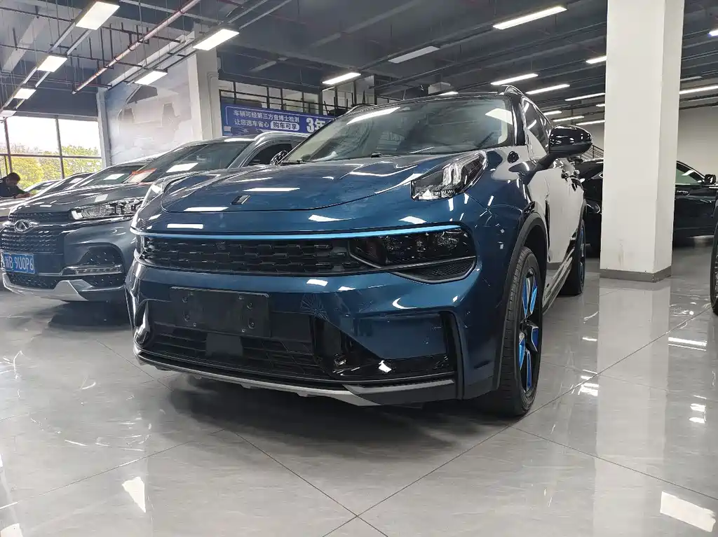 Lynk & Co 01 2021
