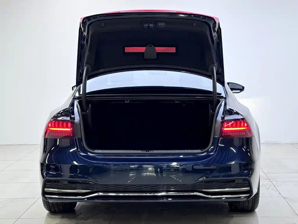 Audi A7L — миниатюра 5