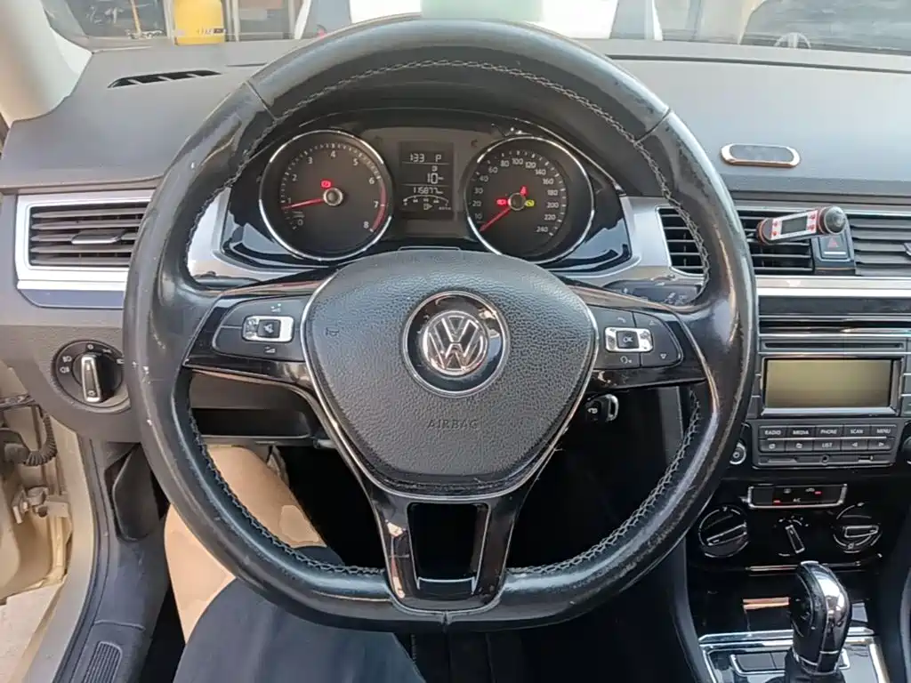 Volkswagen Bora — миниатюра 11
