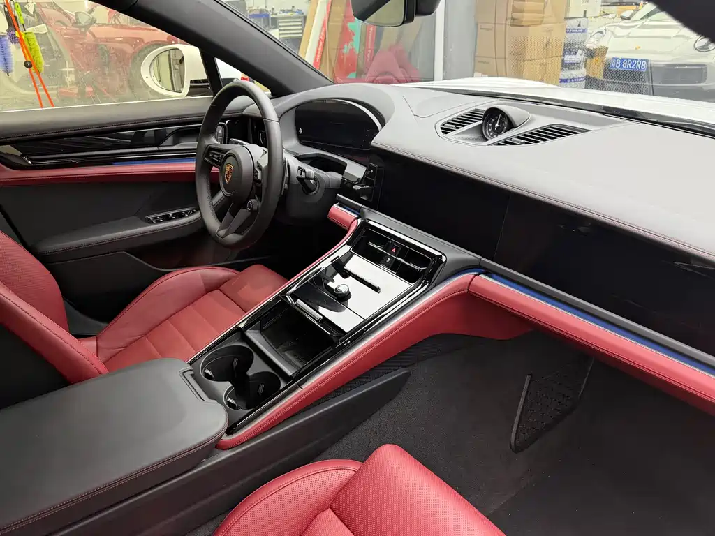 Porsche Panamera — миниатюра 5