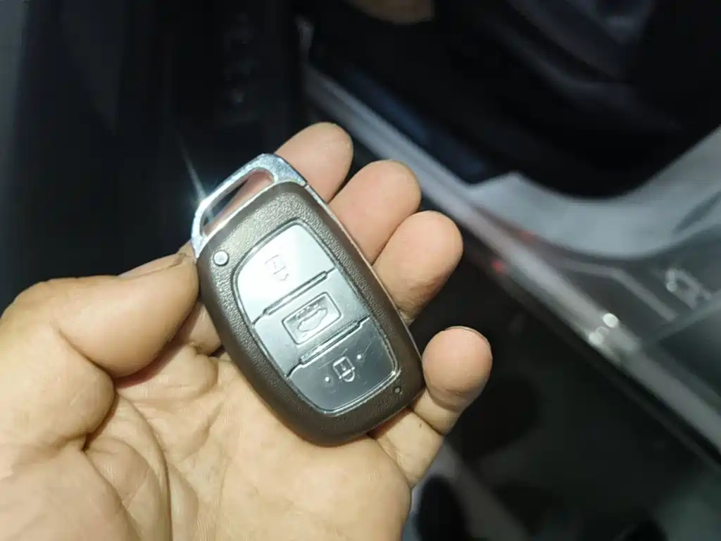 Hyundai Sonata — миниатюра 9