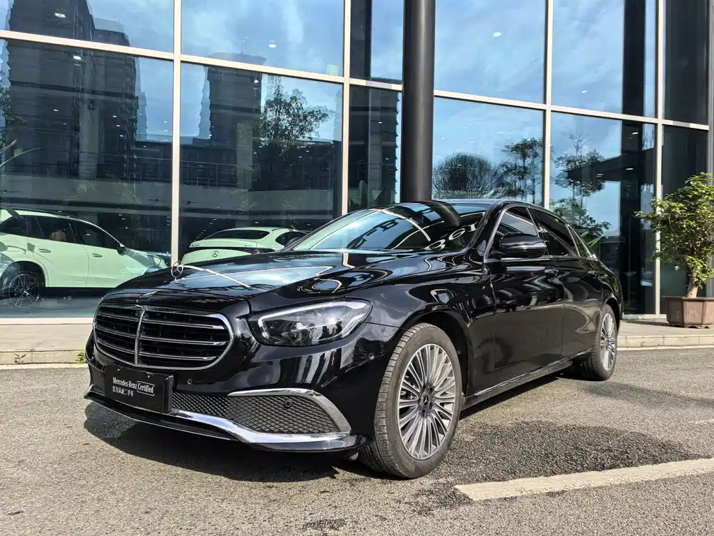 Mercedes-Benz E-Class 2021