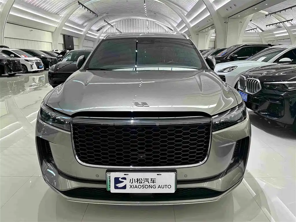 Li Auto Li ONE — миниатюра 2