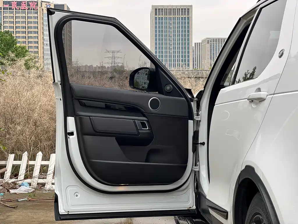 Land Rover Discovery 2018 2.0T