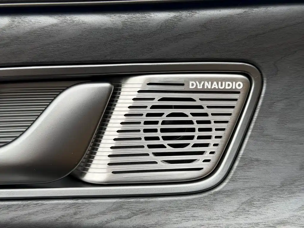 Denza Denza D9 — миниатюра 22