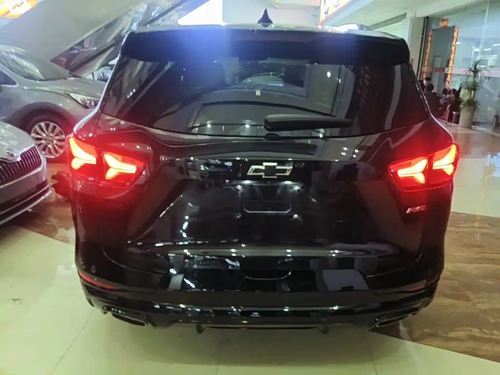 Chevrolet Blazer — миниатюра 6