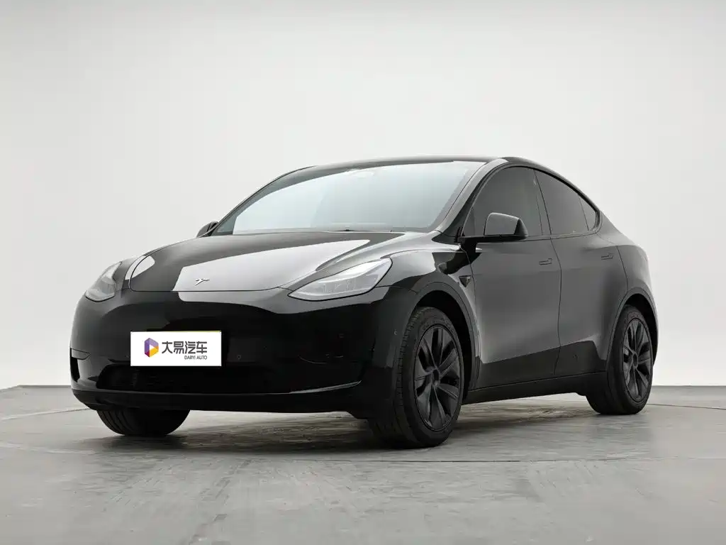 2023 Tesla Model Y - zdjęcie 1 z 18