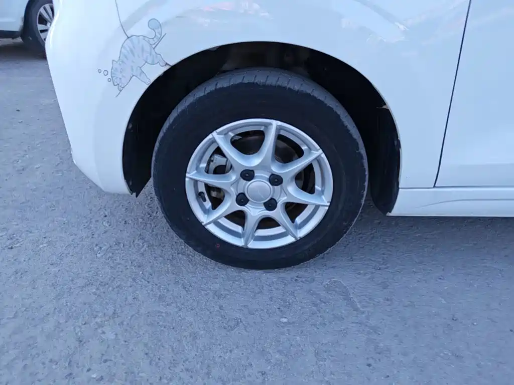 Roewe Clever — миниатюра 23
