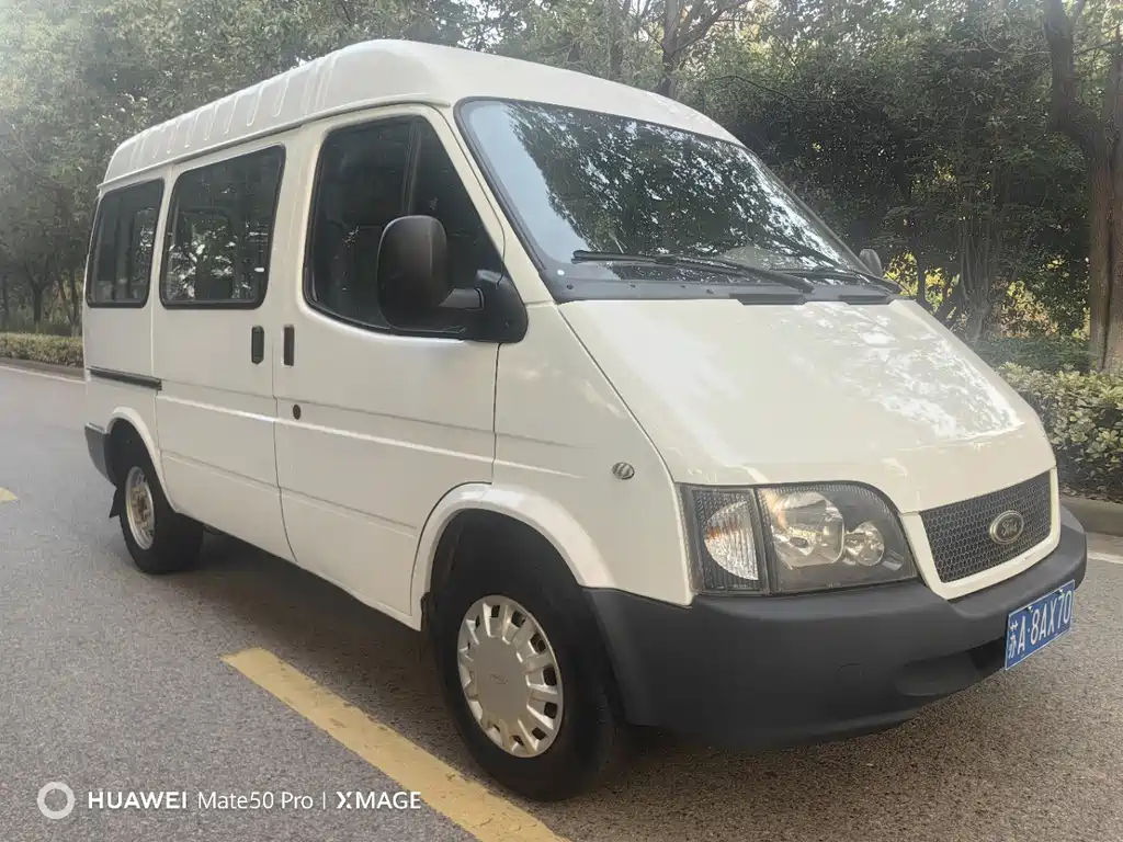 Ford Transit Classic — миниатюра 3