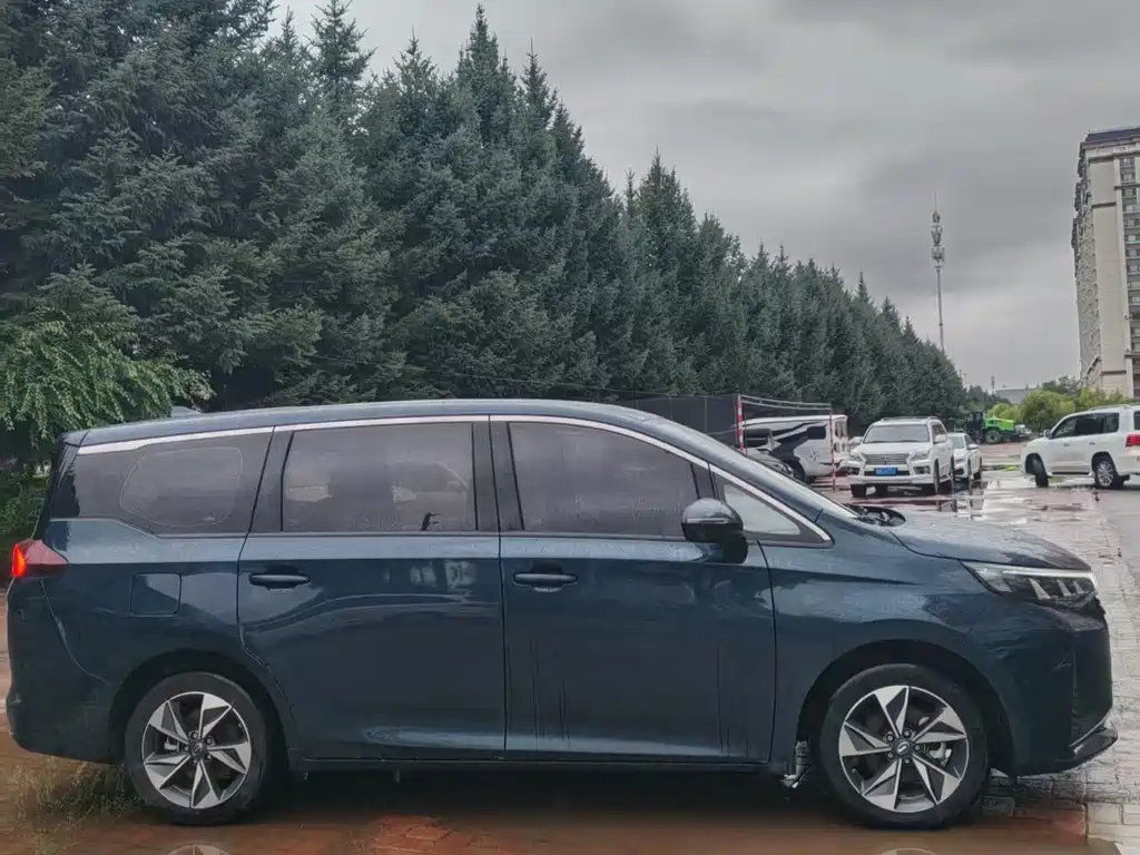 GAC Motor Trumpchi M6 — миниатюра 4