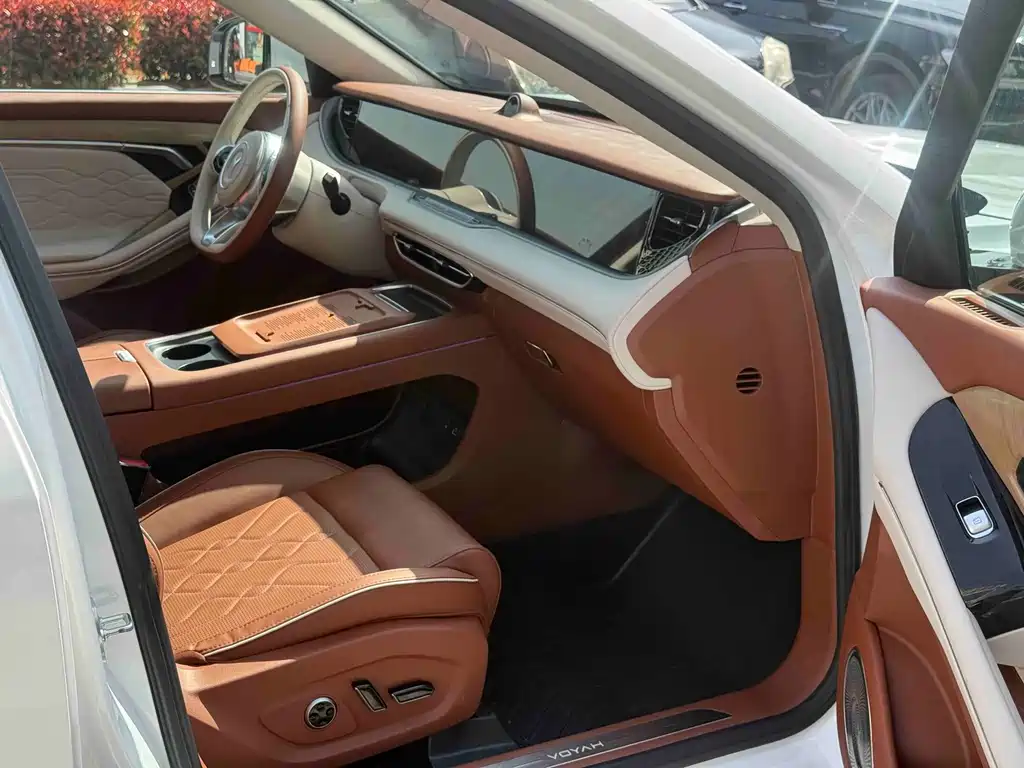 Voyah Free 2024 Smart Drive