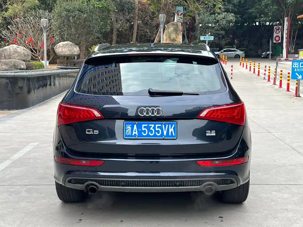 Audi Q5 2010 3.2FSI Sport