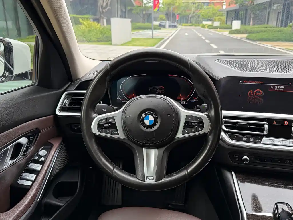 BMW 3 Series — миниатюра 11