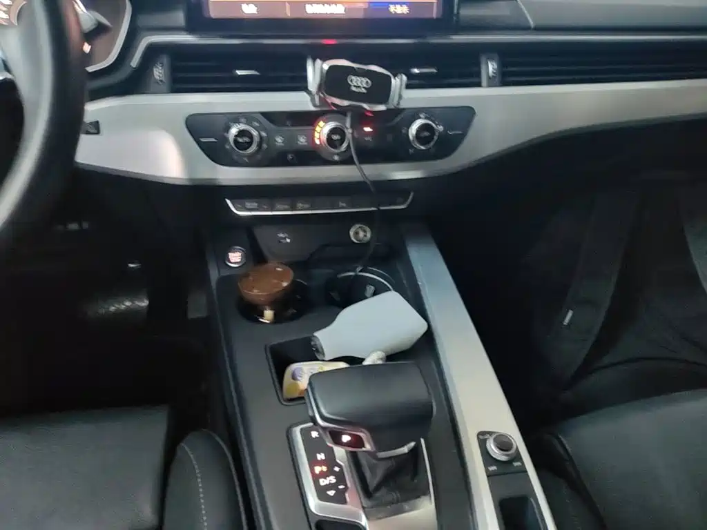 Audi A4L — миниатюра 13