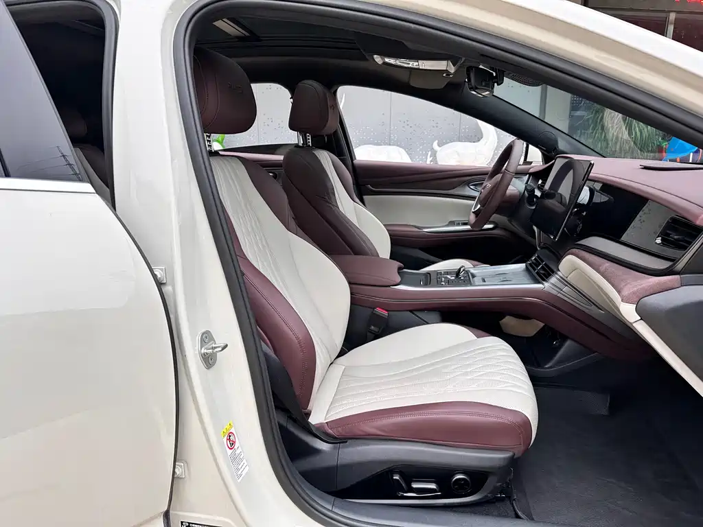 BYD Seal 07 DM-i — миниатюра 12