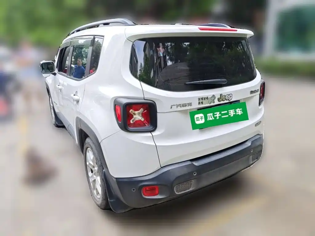 Jeep Renegade — миниатюра 4