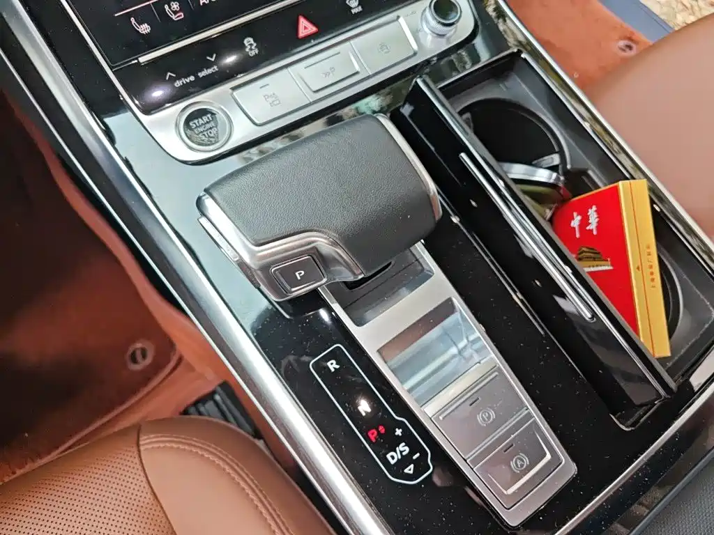 Audi Q8 — миниатюра 10