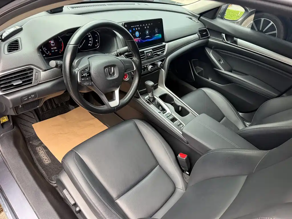 Honda Accord — миниатюра 6