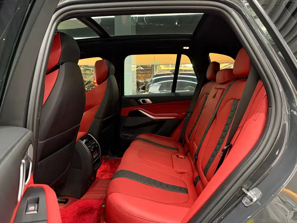 BMW X5 M — миниатюра 7