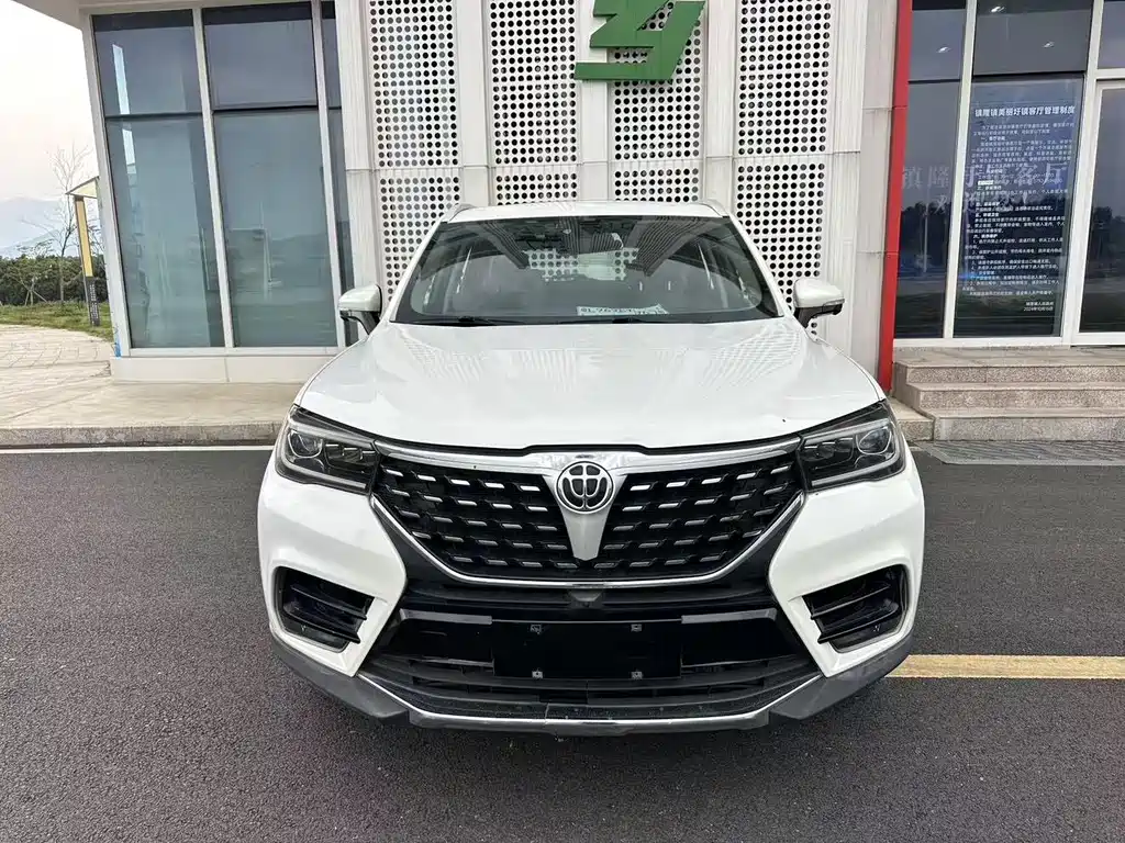 Zhonghua V7 — миниатюра 3