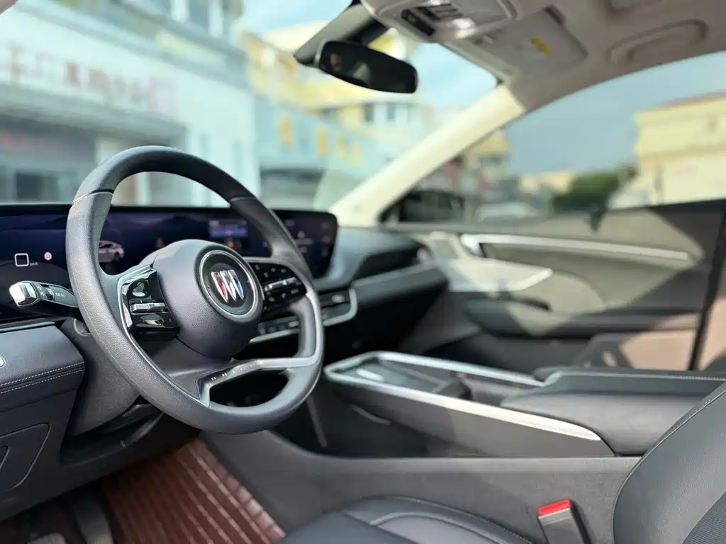 Buick LaCrosse — миниатюра 19