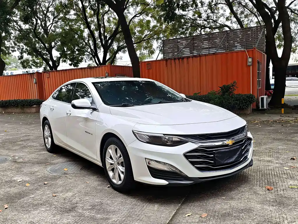 Chevrolet Malibu XL — миниатюра 3