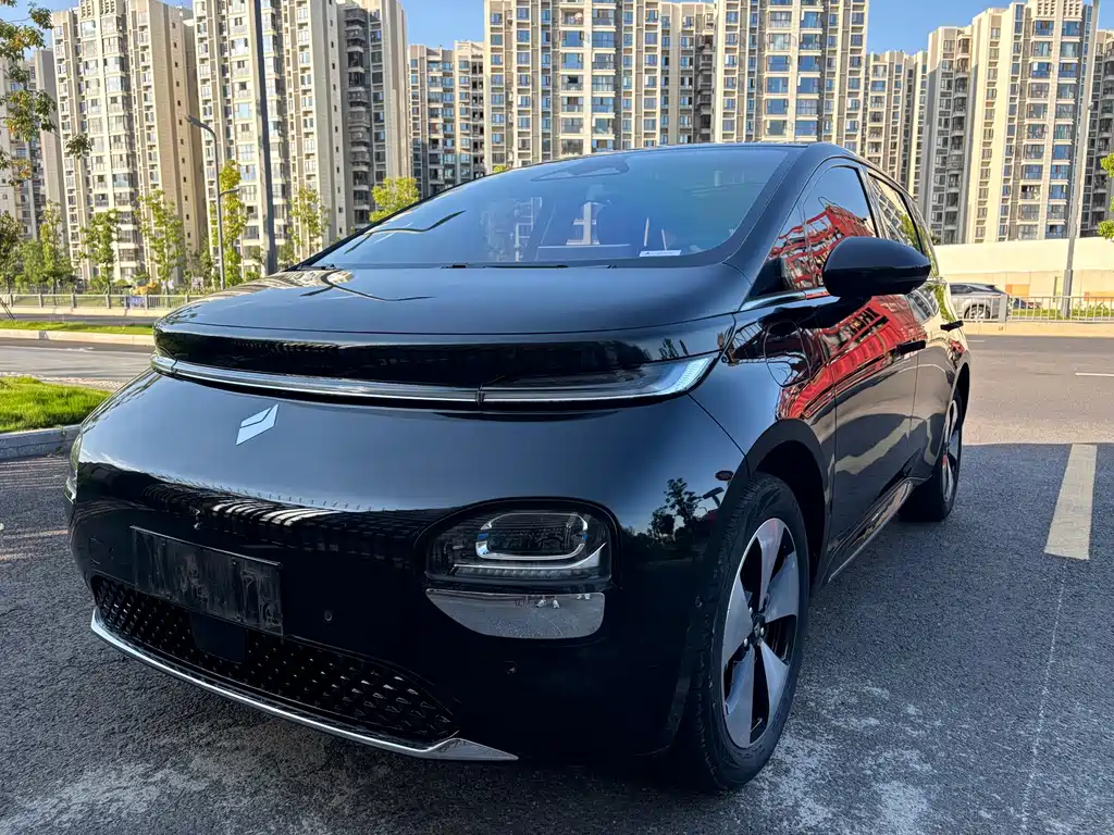 Baojun Yunduo — миниатюра 13