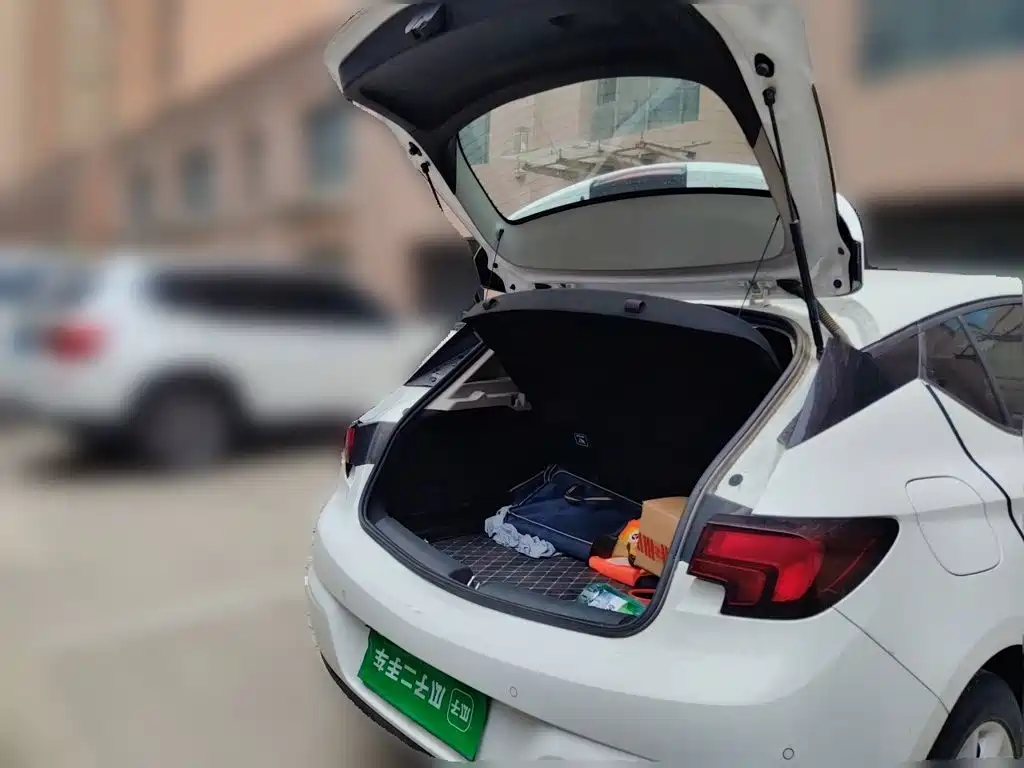 Buick Verano — миниатюра 20