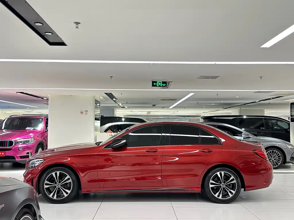 Mercedes-Benz C-Class — миниатюра 4