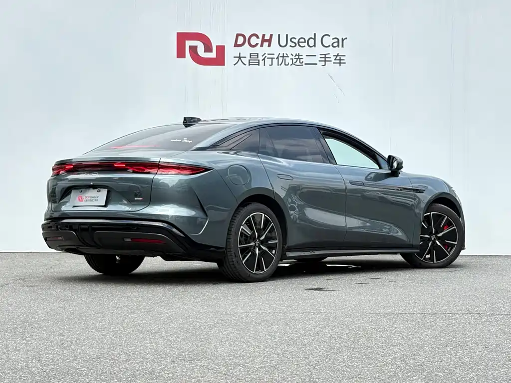 BYD Han L 2025 DM-i 200KM Premium