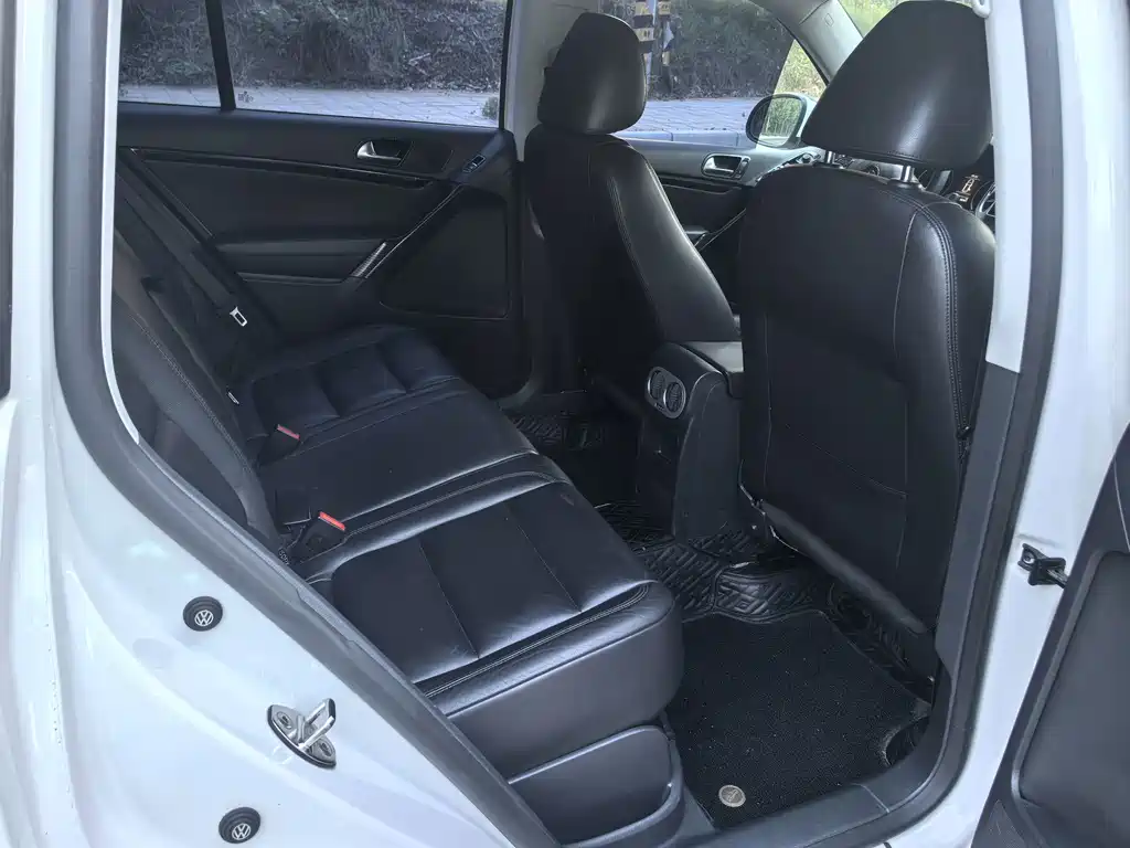 Volkswagen Tiguan — миниатюра 5
