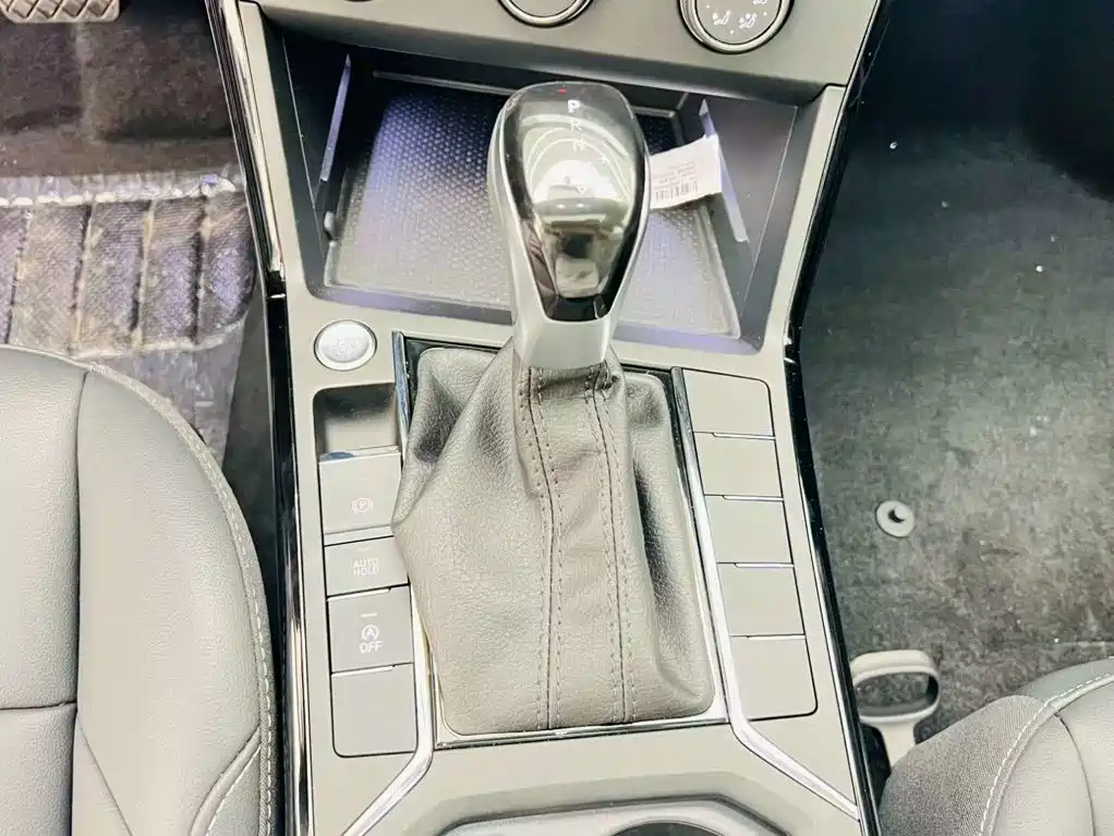 Volkswagen Passat — миниатюра 13