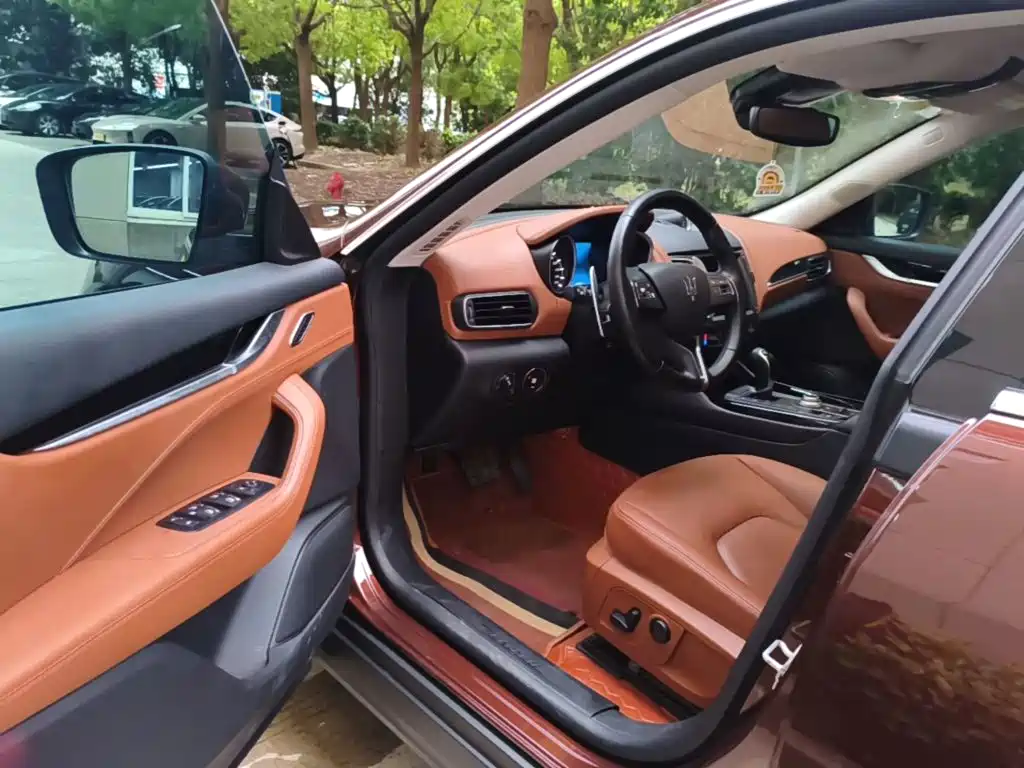 Maserati Levante — миниатюра 16