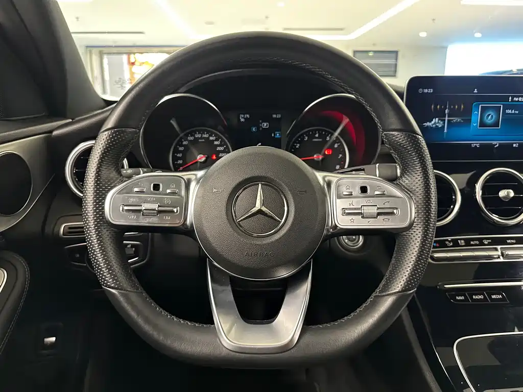 Mercedes-Benz C-Class — миниатюра 21