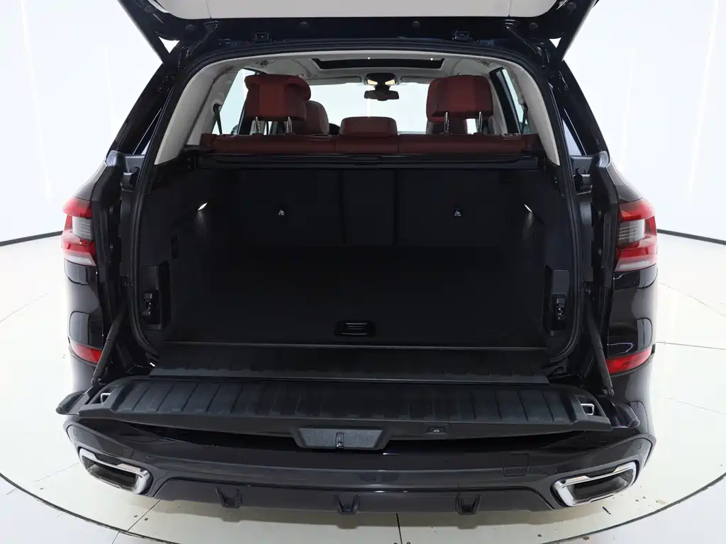 BMW X5 — миниатюра 12