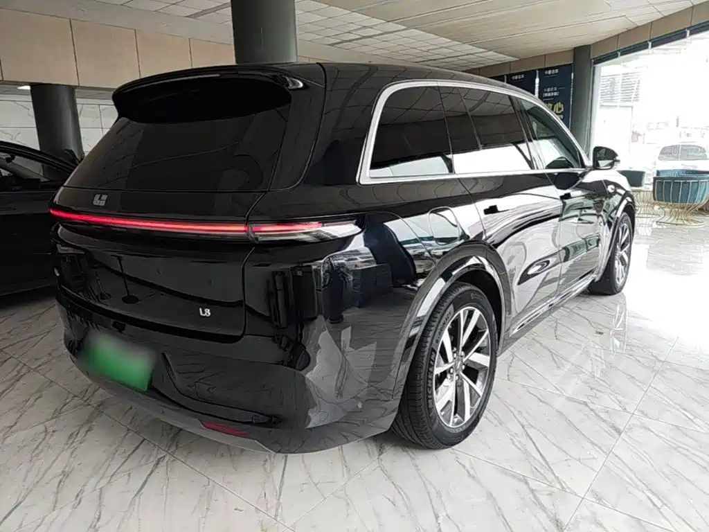 Li Auto L8 2023 Pro