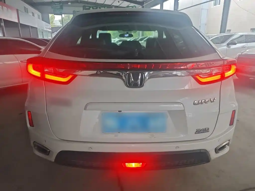 Honda UR-V — миниатюра 6