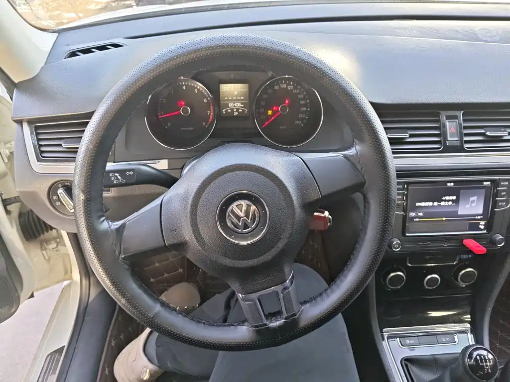 Volkswagen Bora — миниатюра 11