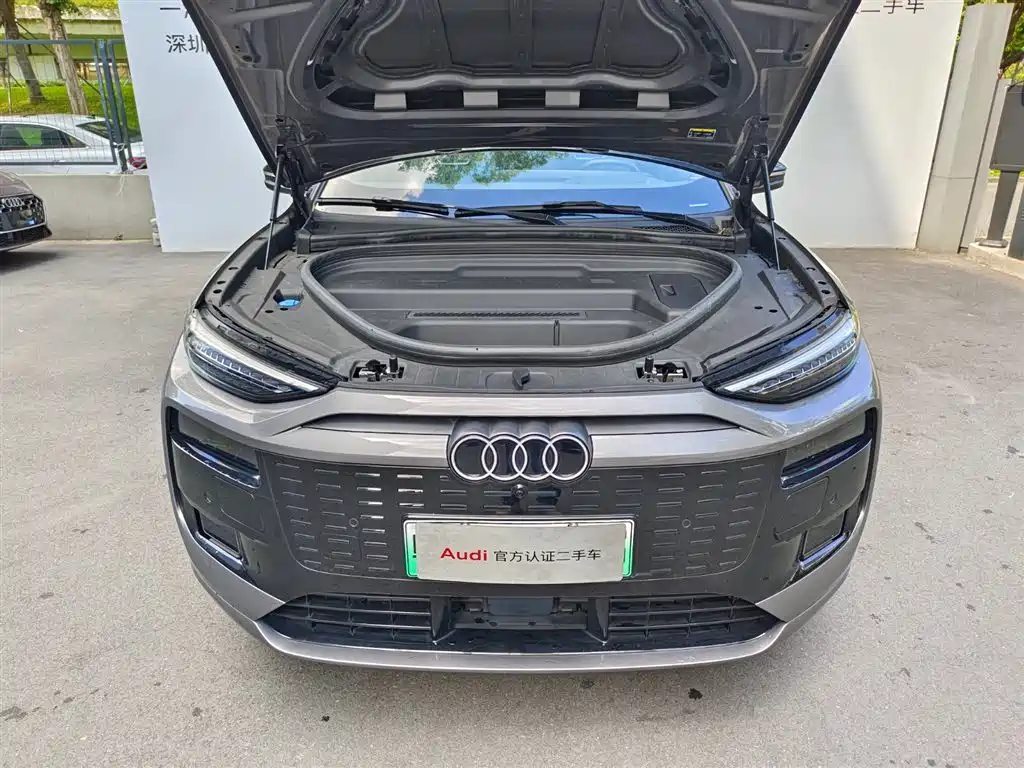 Audi Q6L e-tron — миниатюра 18