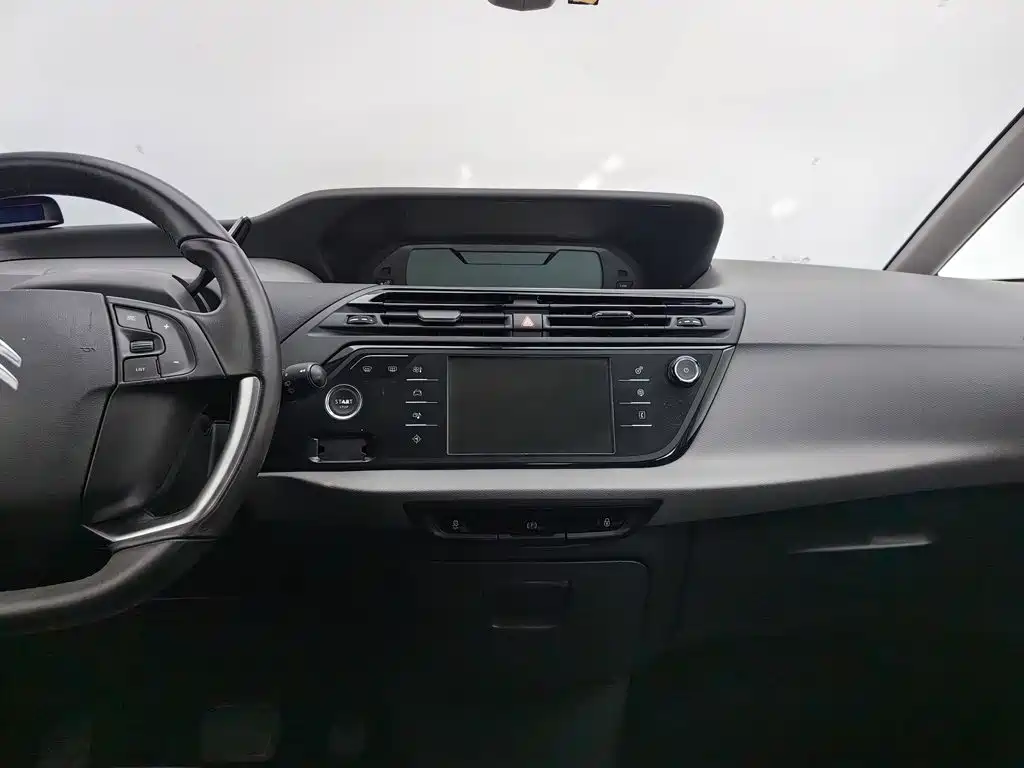 Citroen C4 Picasso — миниатюра 12