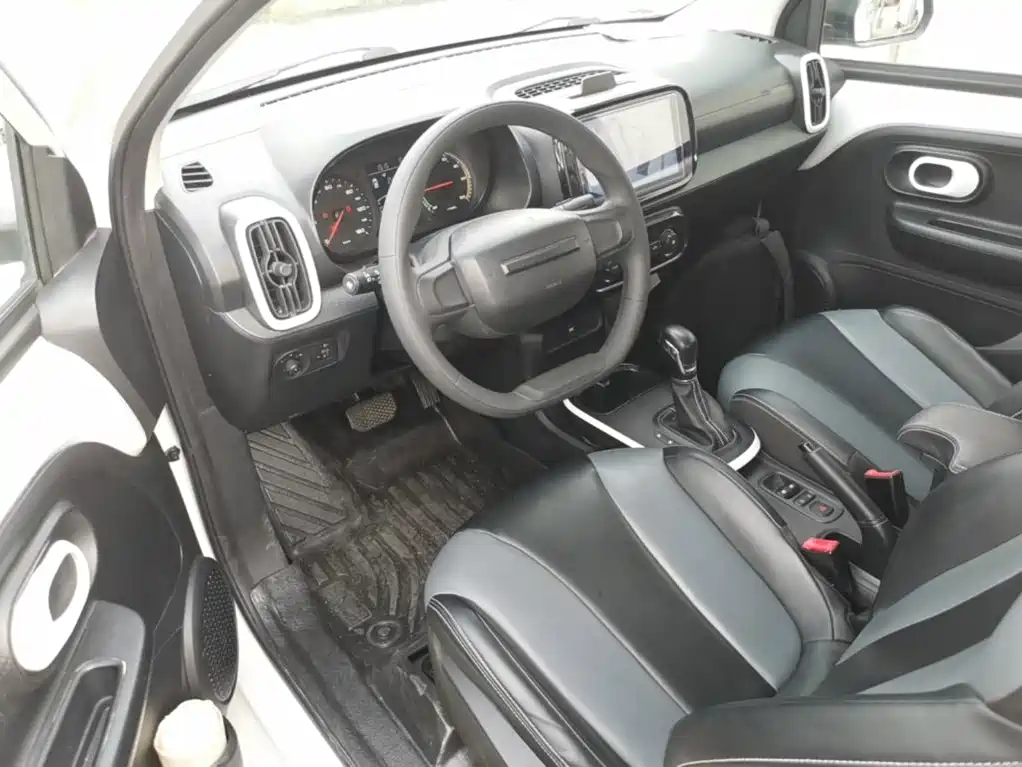 Roewe Clever — миниатюра 15