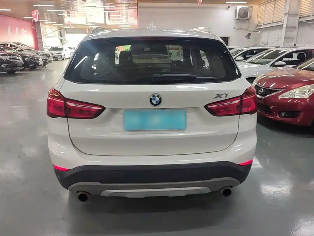 BMW X1 — миниатюра 6