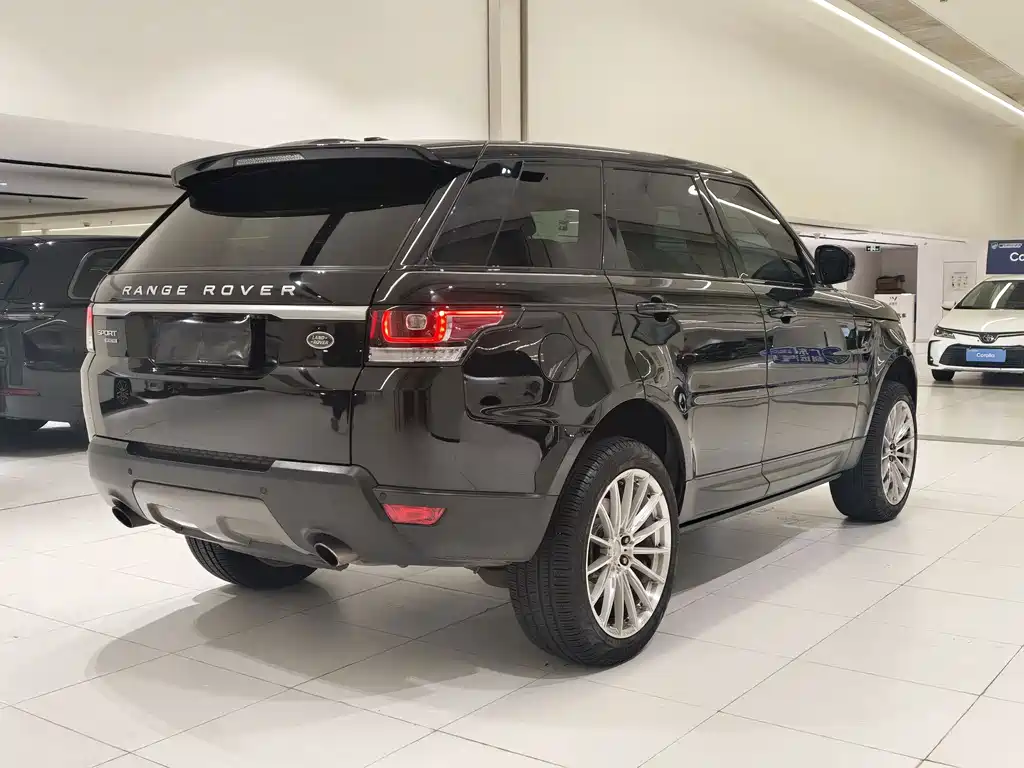 Land Rover Sport — миниатюра 11