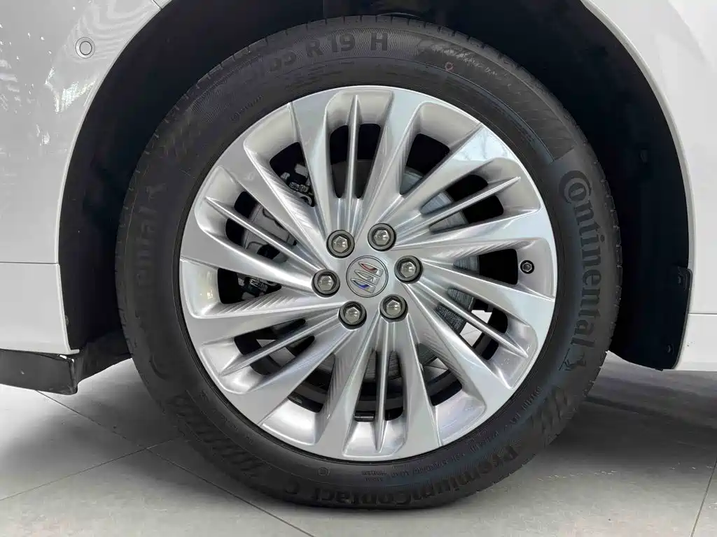 Buick Century — миниатюра 7