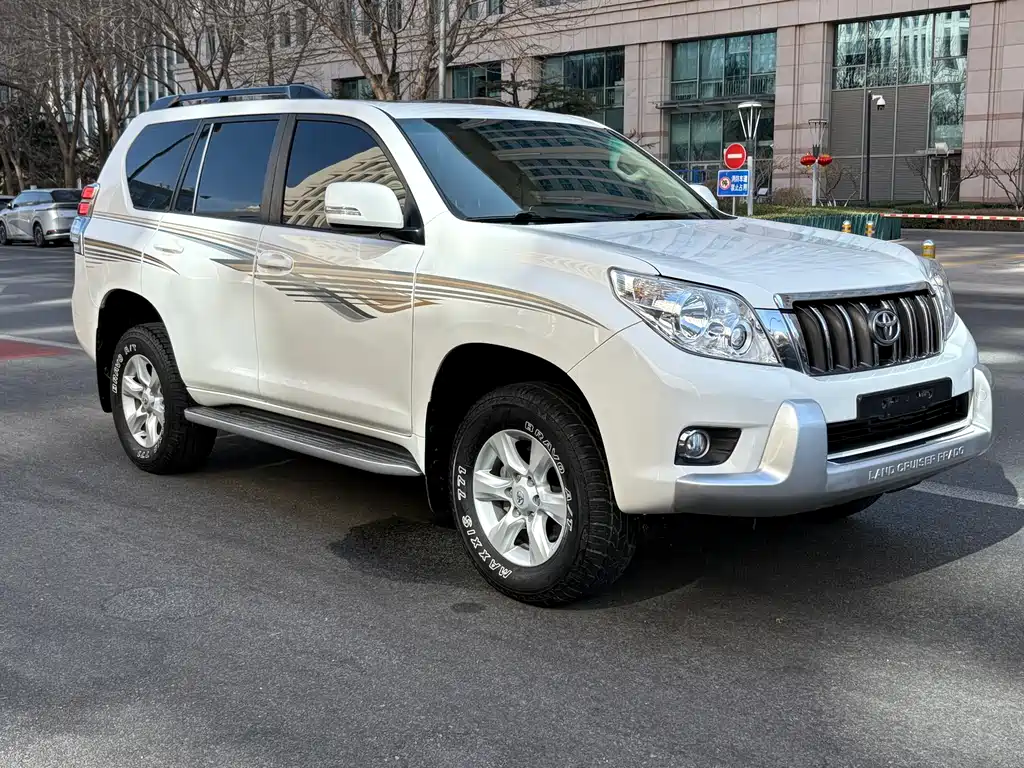 Toyota Land Cruiser Prado 2010 4.0L AT TX-L