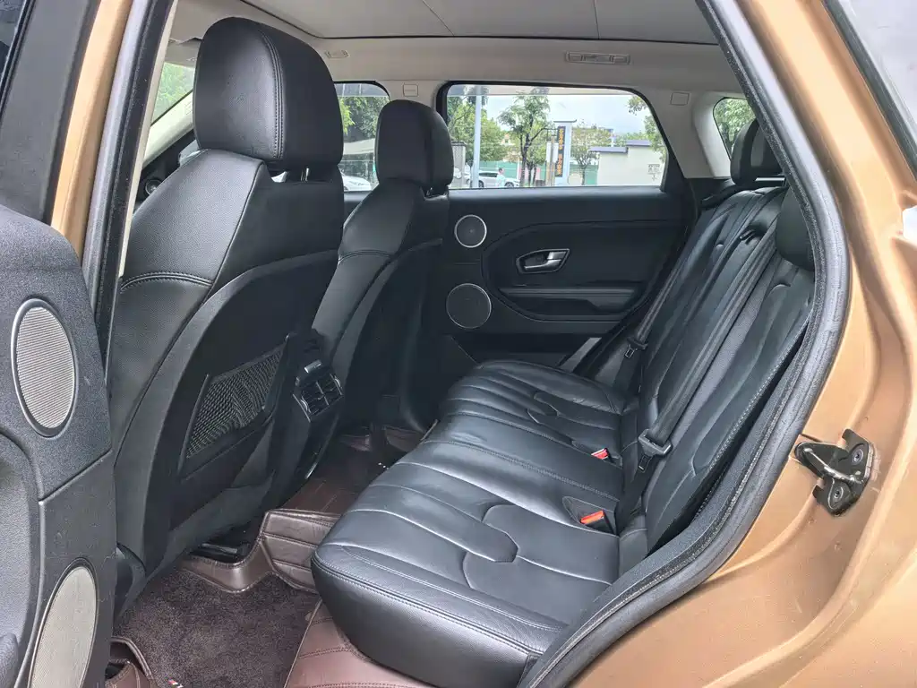 Land Rover Evoque — миниатюра 6