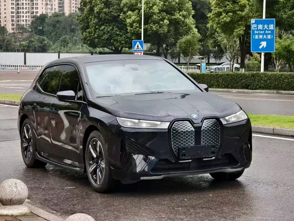BMW iX 2023 xDrive50