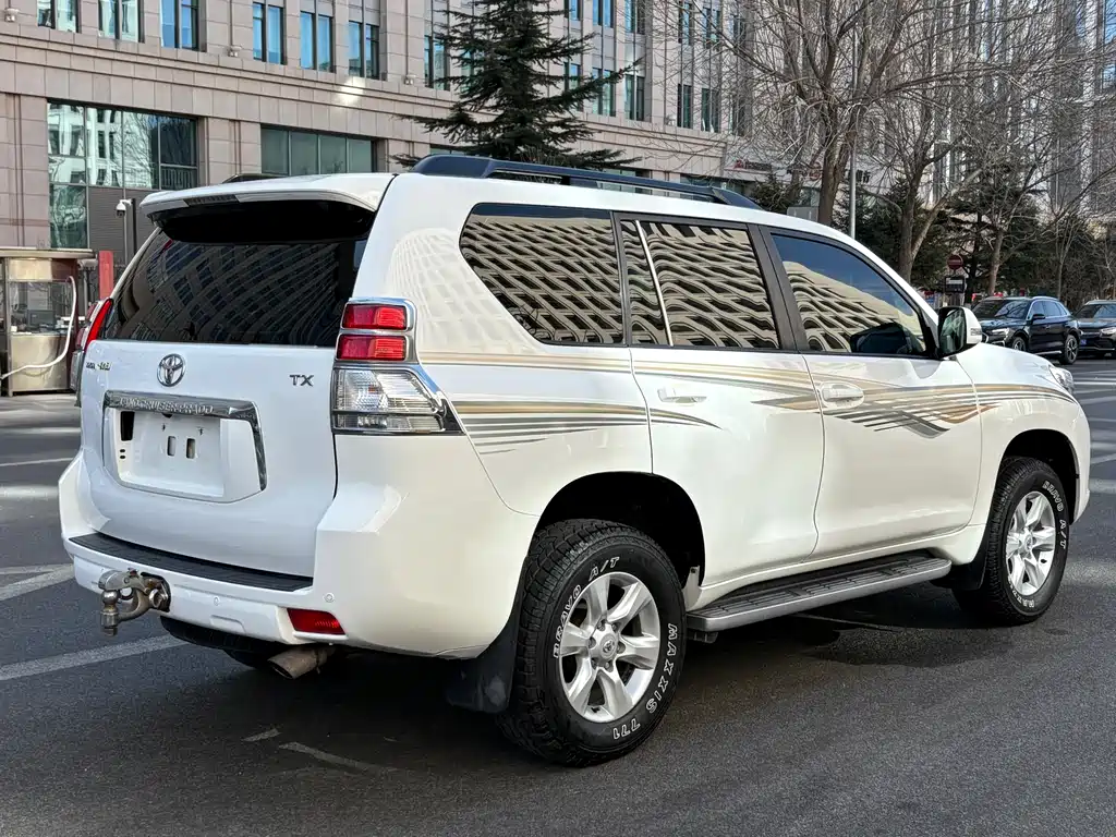 Toyota Land Cruiser Prado 2010 4.0L AT TX-L